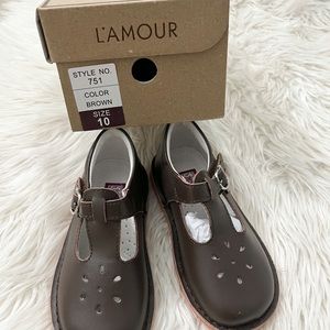 L’Amour Classic T-Strap Brown Mary Janes